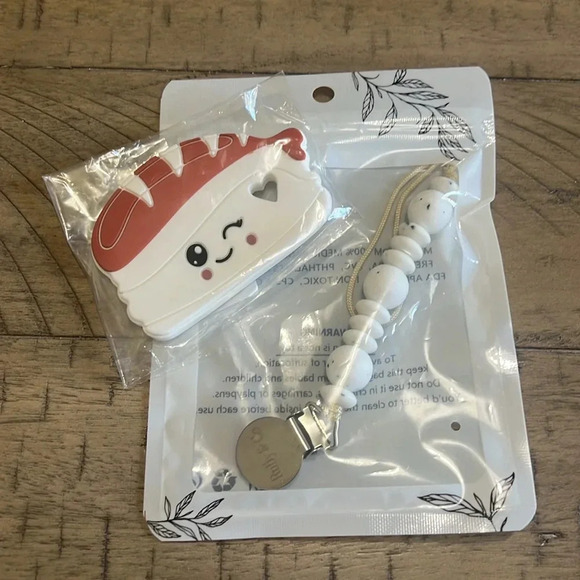 New Gift Set Baby Silicone Suction Plate, Pocket Bib, Suction Bowl, Cup + More - Picture 8 of 8